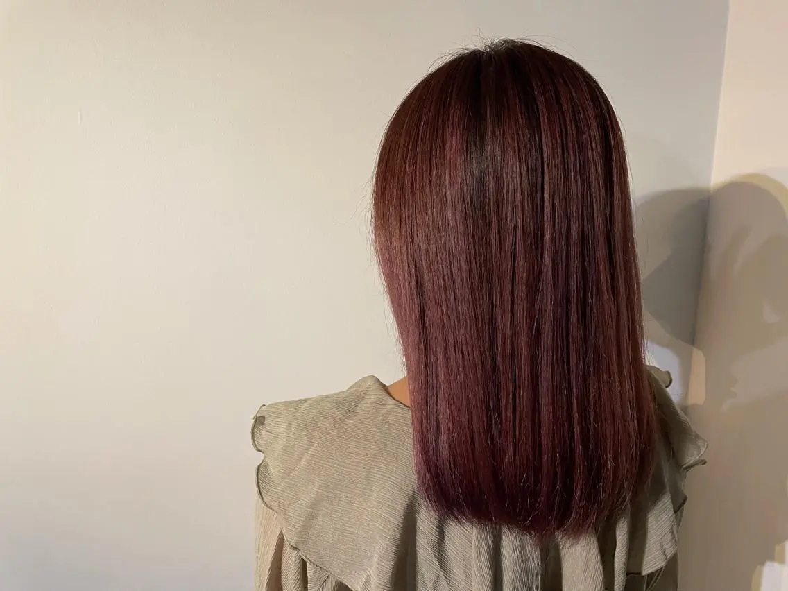 セミロング カラー ヘアアレンジ バレイヤージュ グラデーションカラー ピンクカラー レイヤーカット Luana / 公式 / 大通のヘアスタイル