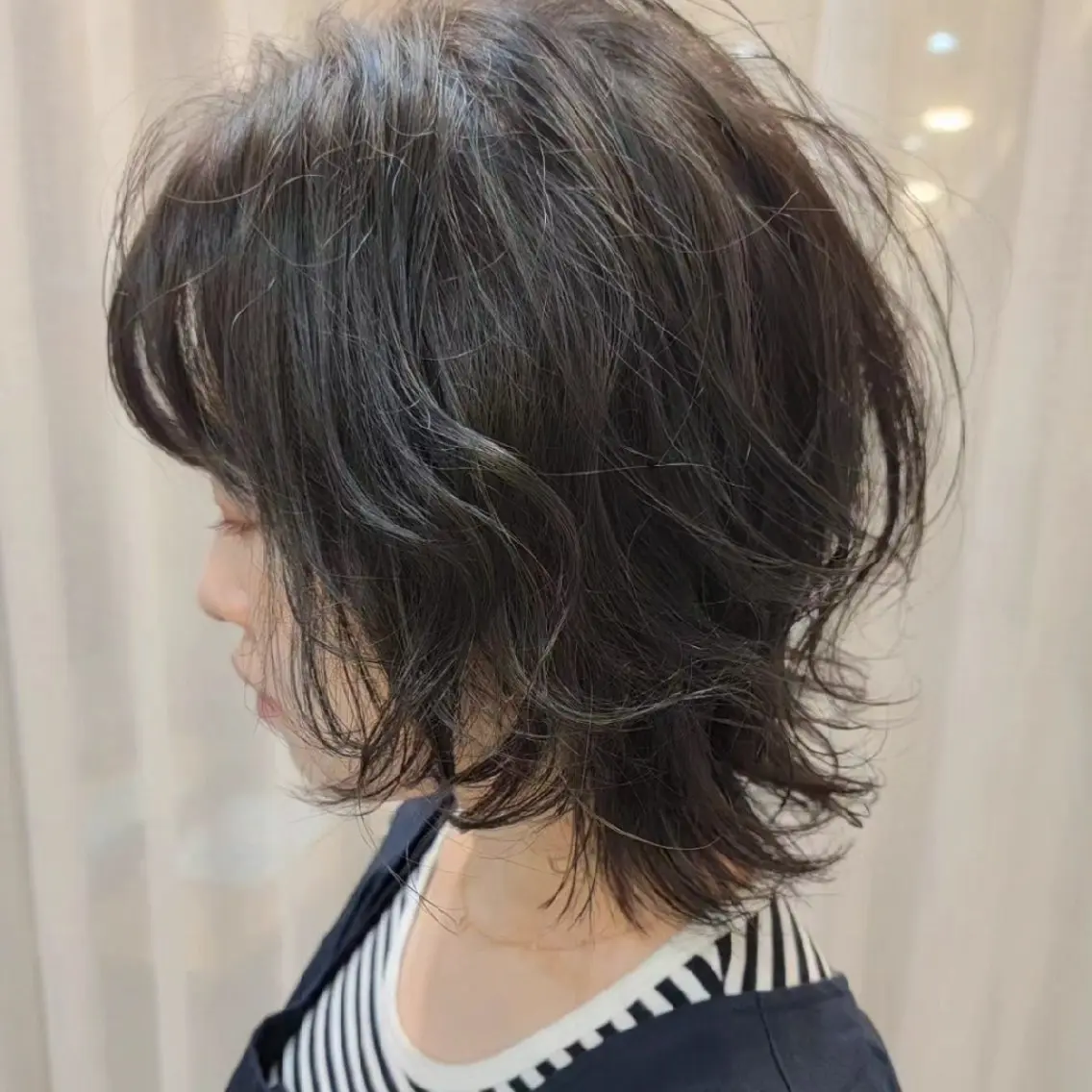ショート くせ毛 ショートヘア ウルフカット 新生活応援★半額/ 25歳以下　“内間”のヘアスタイル