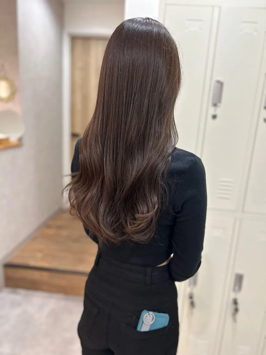 ロング カラー ブリーチ グレージュ ラベンダーカラー ラベンダーグレージュ ラベンダーグレー カット ヘアカラー トリートメント ボブ/ハイトーン 福生Radix 下田のヘアスタイル