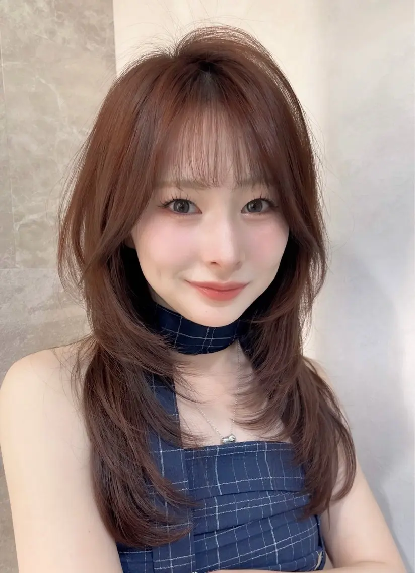 ミディアム カラー ブリーチ 透明感カラー ブリーチなしカラー 髪質改善 レイヤーカット カット ヘアカラー トリートメント 水光カラー/韓国風 /レイヤー/山口のヘアスタイル