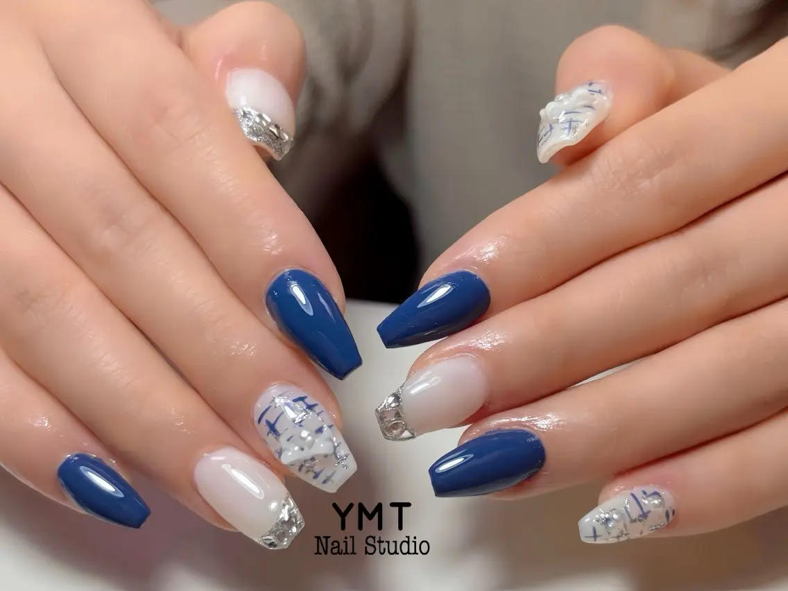 ネイル 長さ出し フットネイル ジェルネイル 韓国ネイル マグネットネイル ハンドネイル YMT NailStudioのネイルデザイン