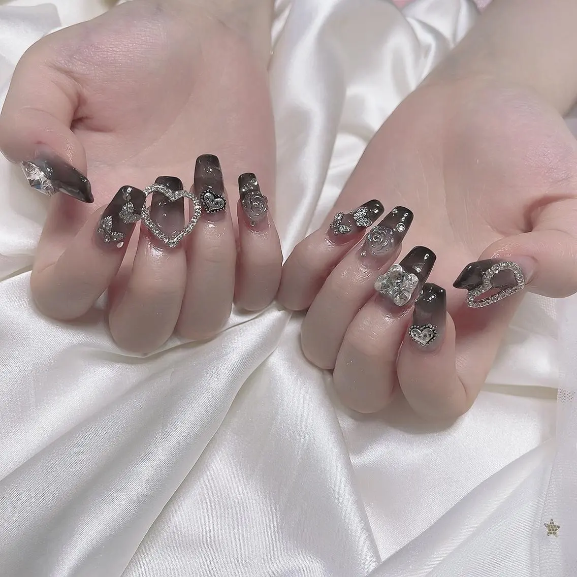 ネイル ジョリ kasumi🌹💅のネイルデザイン