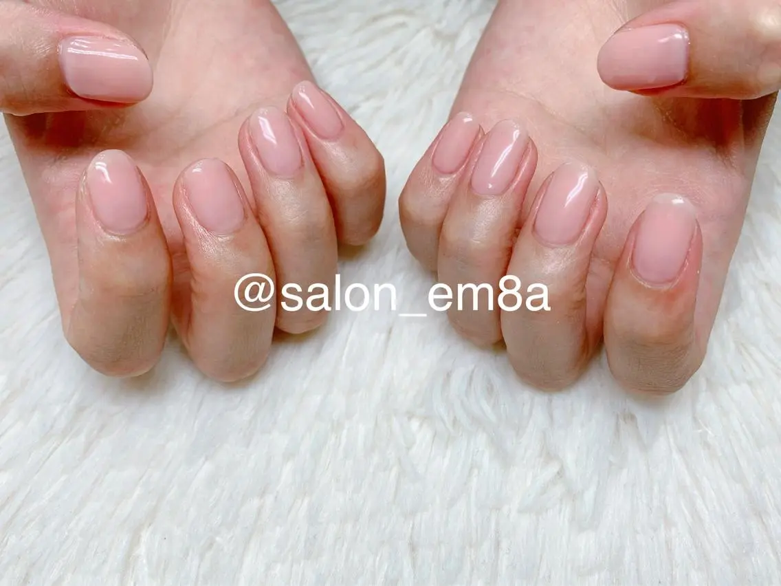 ネイル ジェルネイル ワンカラーネイル パステルネイル ピンク ハンドネイル salon EM&A emiのネイルデザイン