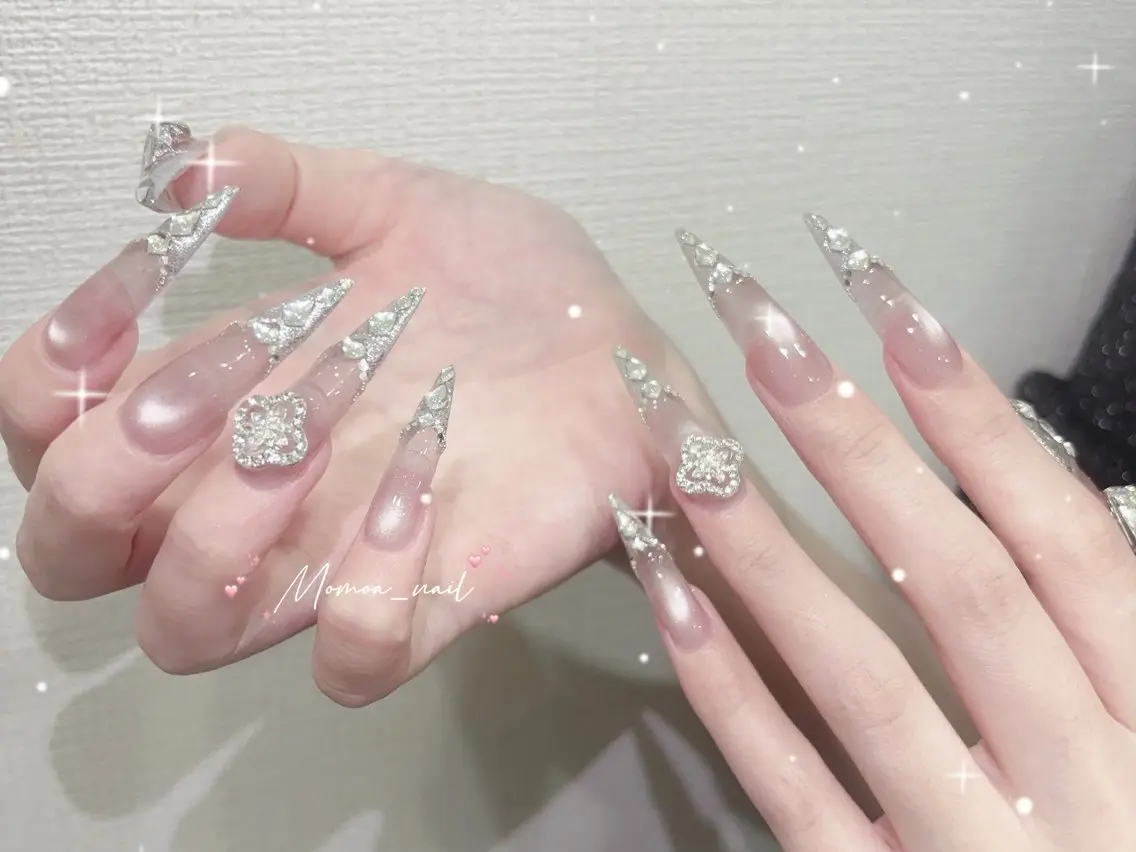 ネイル ハンドネイル MoMoA Nail ネイル長さ出し専門店のネイルデザイン