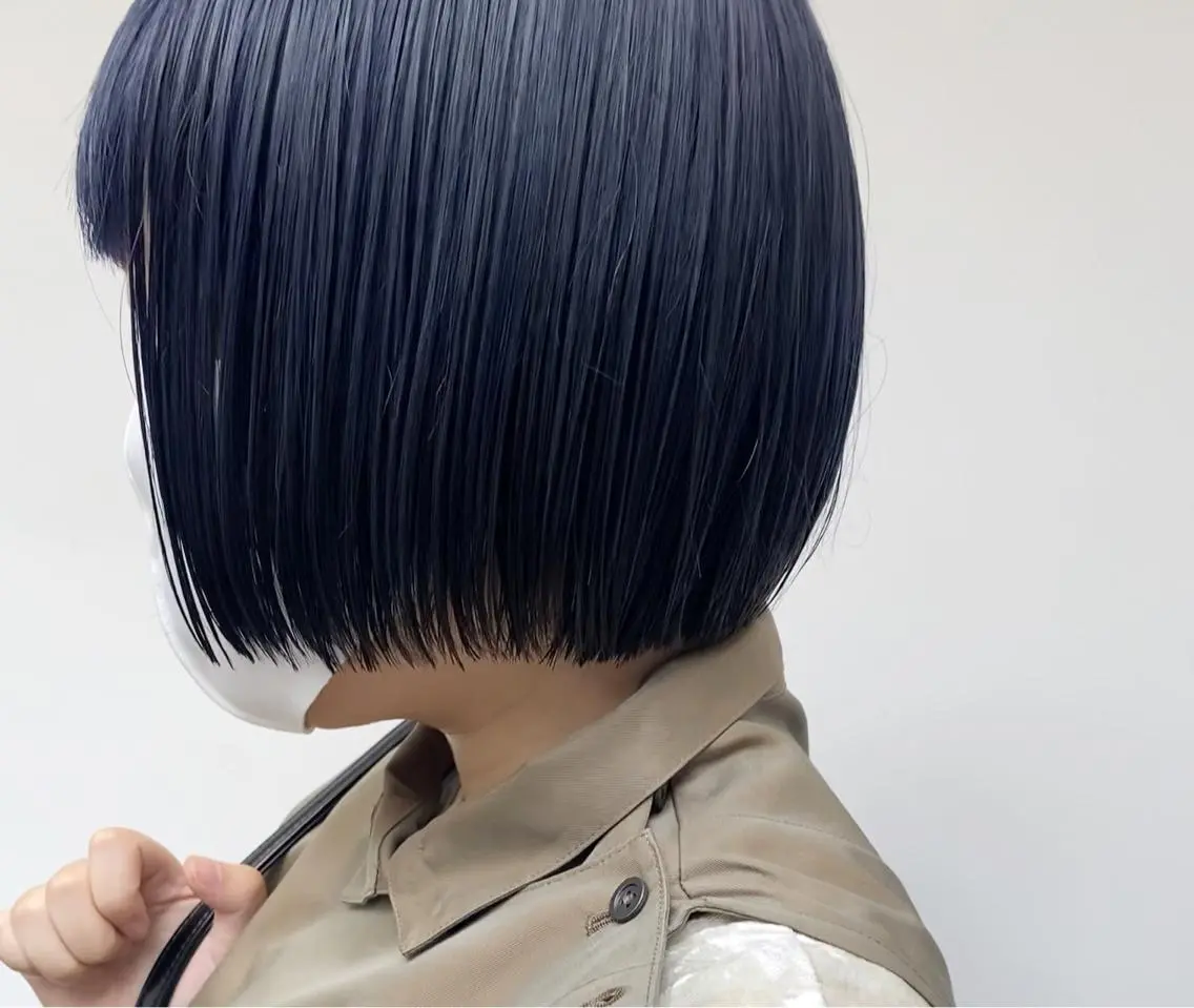 ショート カラー ネイビーカラー ボブ tonari 梅田、中崎町のヘアスタイル