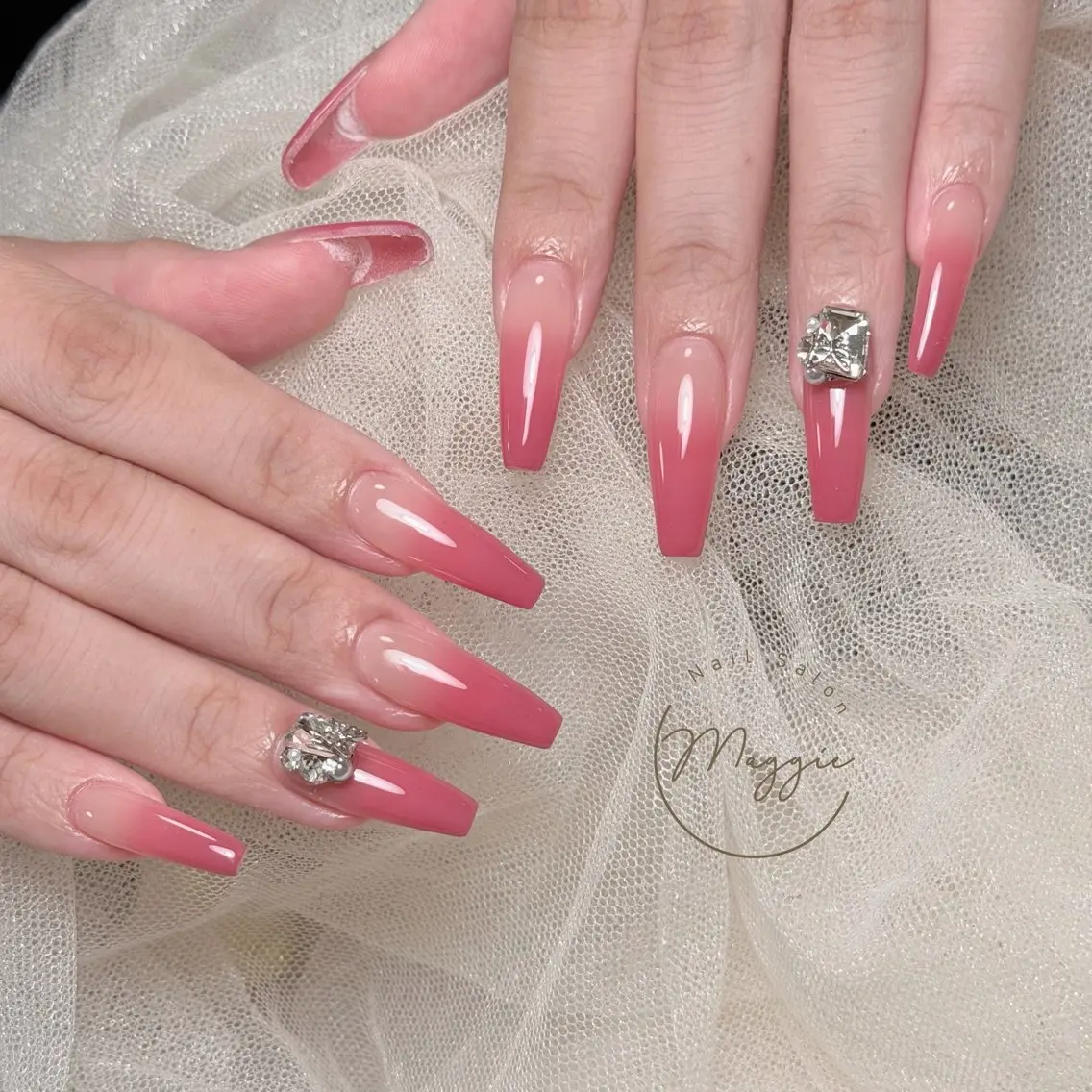 ネイル Maggie Nail🦩のネイルデザイン