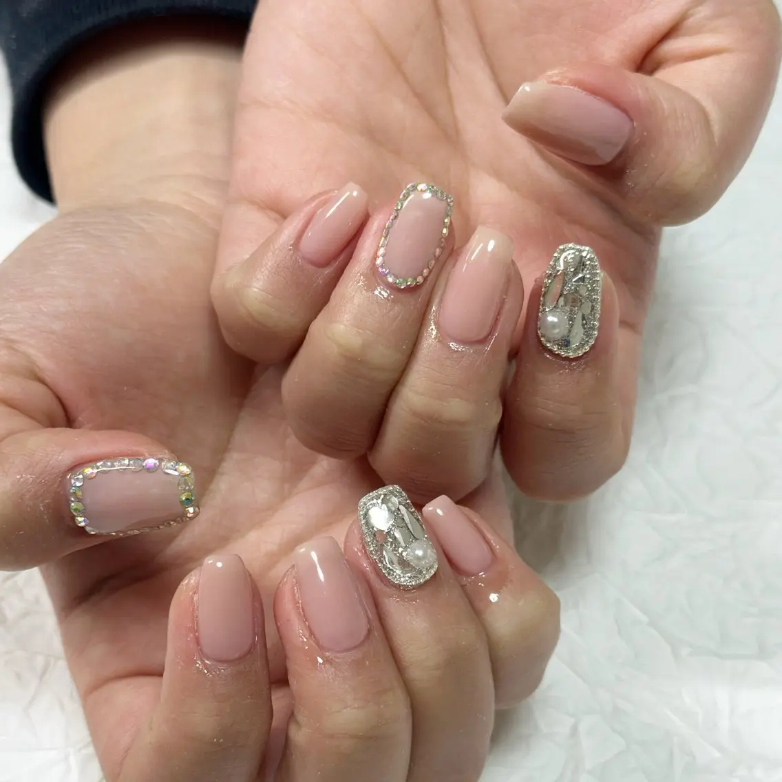 ネイル キラキラネイル オフィスネイル ピンク シンプルネイル nailist yuiのネイルデザイン