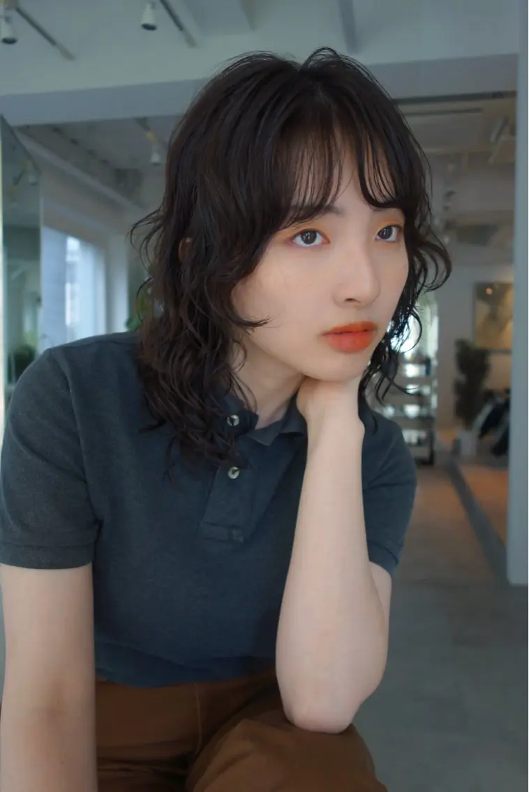 ミディアム ミディアムパーマ レイヤーカット カット パーマ 似合わせレイヤー🪄 パーマ🌀/表参道のヘアスタイル