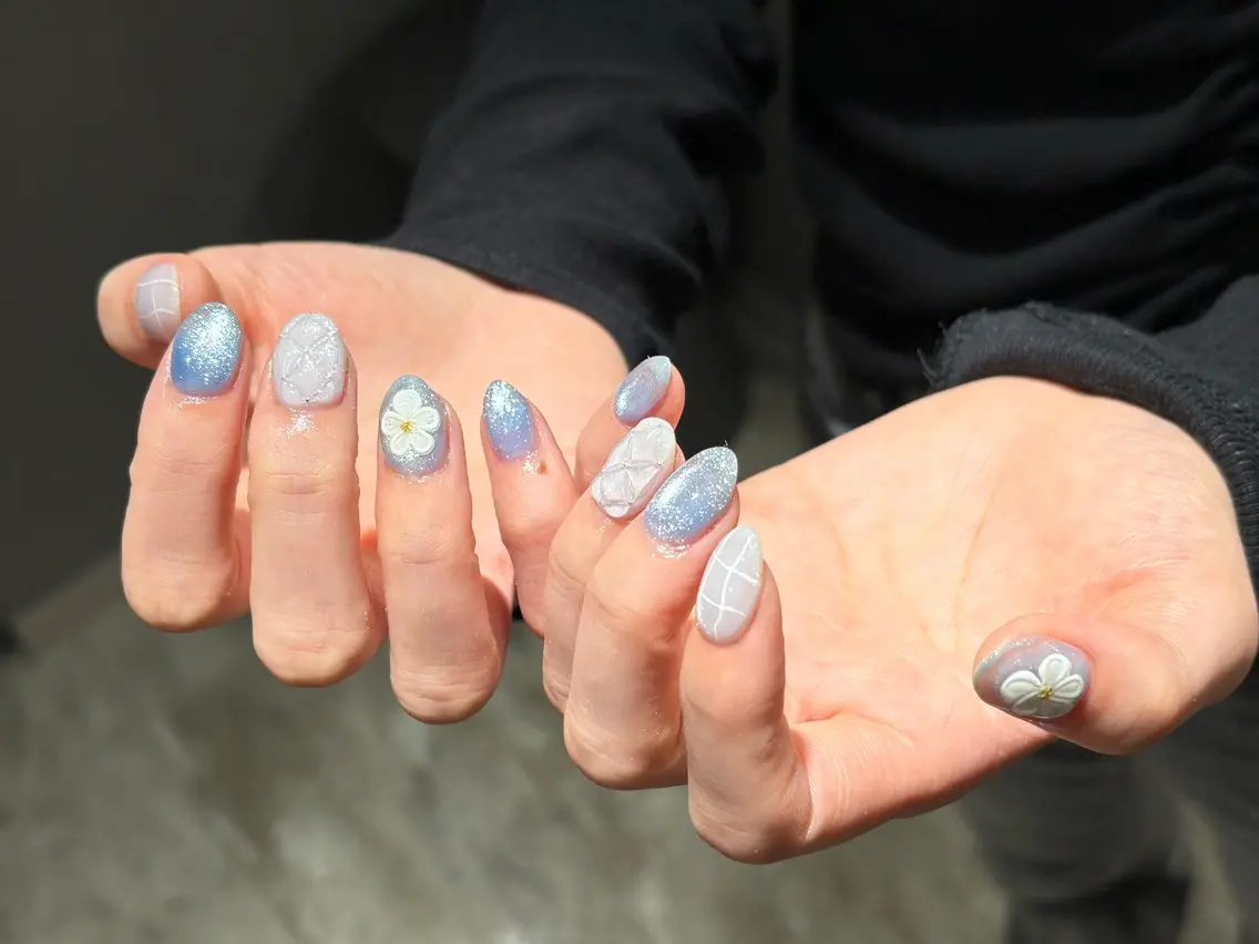ネイル ハンドネイル Yuui 💛のネイルデザイン