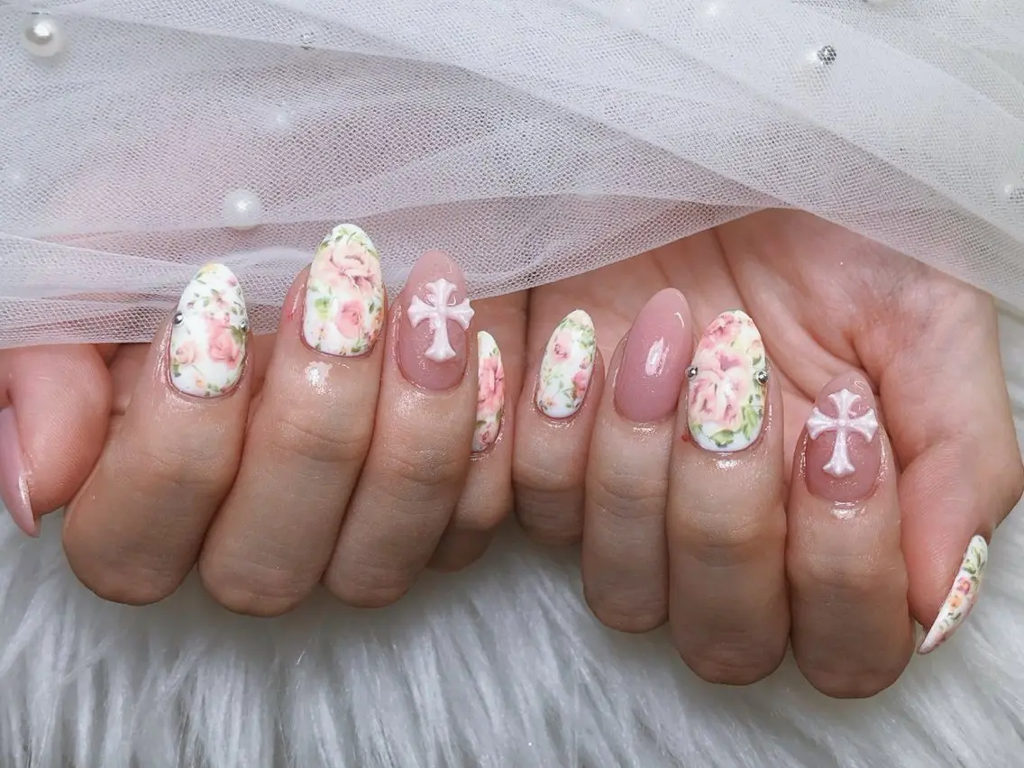 ネイル lucky nail 歌舞伎町のネイルデザイン