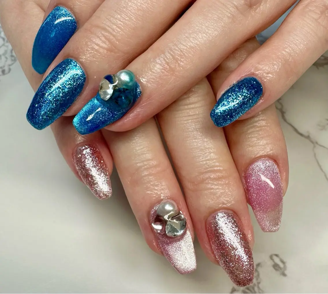 ネイル キラキラネイル マグネットネイル ミラーネイル ニュアンスネイル ワンカラーネイル Mai’s nailのネイルデザイン