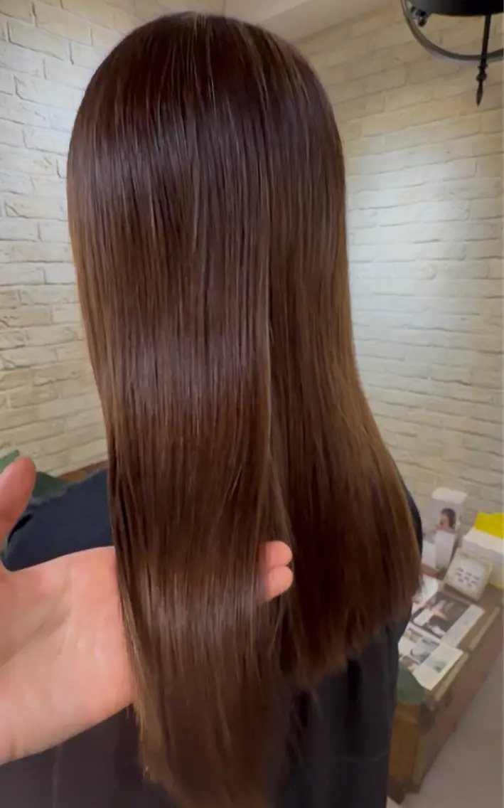 ロング カラー カット ヘアカラー 縮毛矯正 艶髪💎CLUTCH 透明感🫧RIHOのヘアスタイル