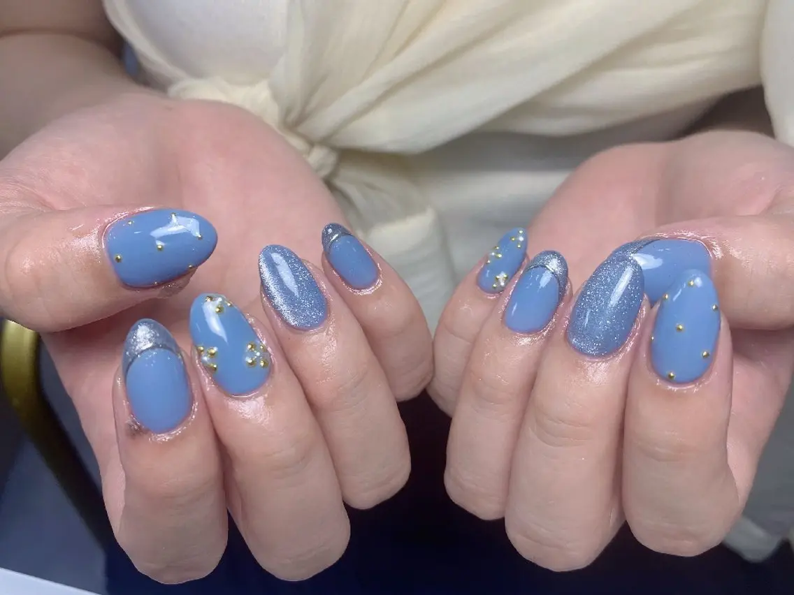 ネイル アートネイル フレンチネイル ジェルネイル ガーリー キラキラネイル ハンドネイル UM Nail Salonのネイルデザイン