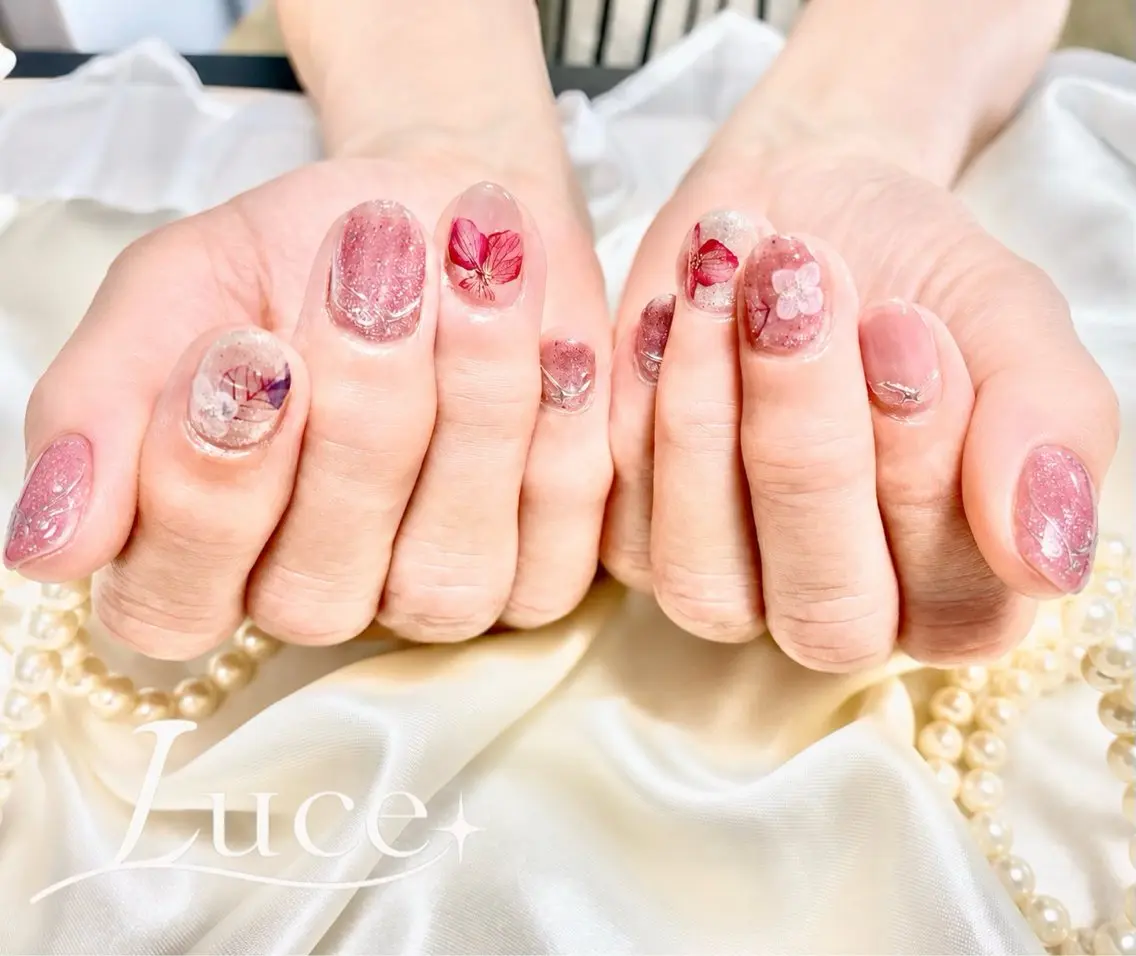ネイル NAIL Luceのネイルデザイン