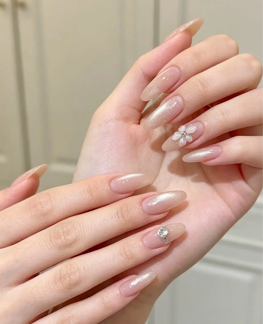ネイル オーロラネイル べっ甲ネイル チークネイル 成人式 長さ出し ハンドネイル ハンドケア For you. Nail Salonのネイルデザイン