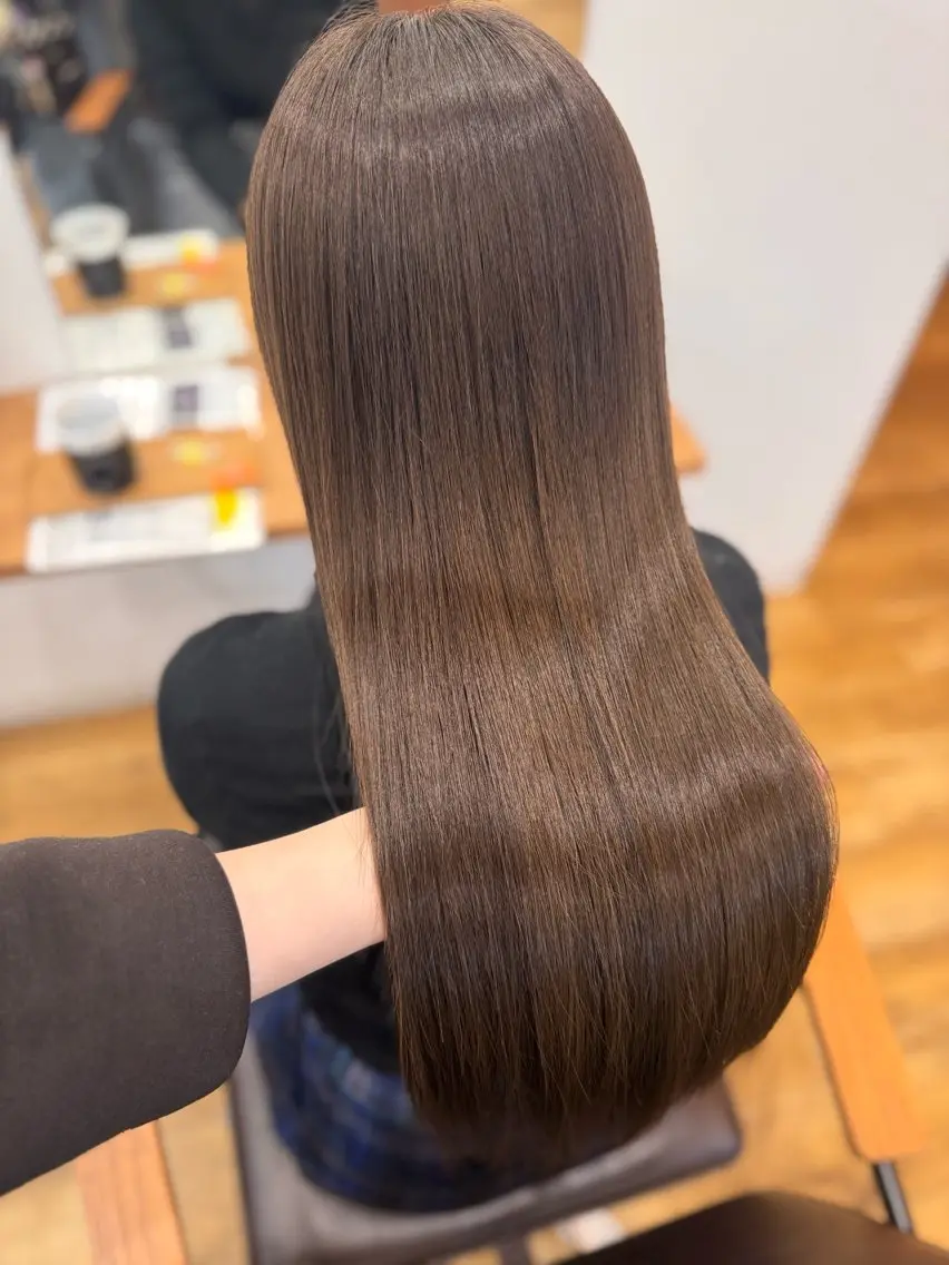 ロング カラー ブラウンカラー トリートメント カット kyoka /髪質改善/縮毛矯正のヘアスタイル