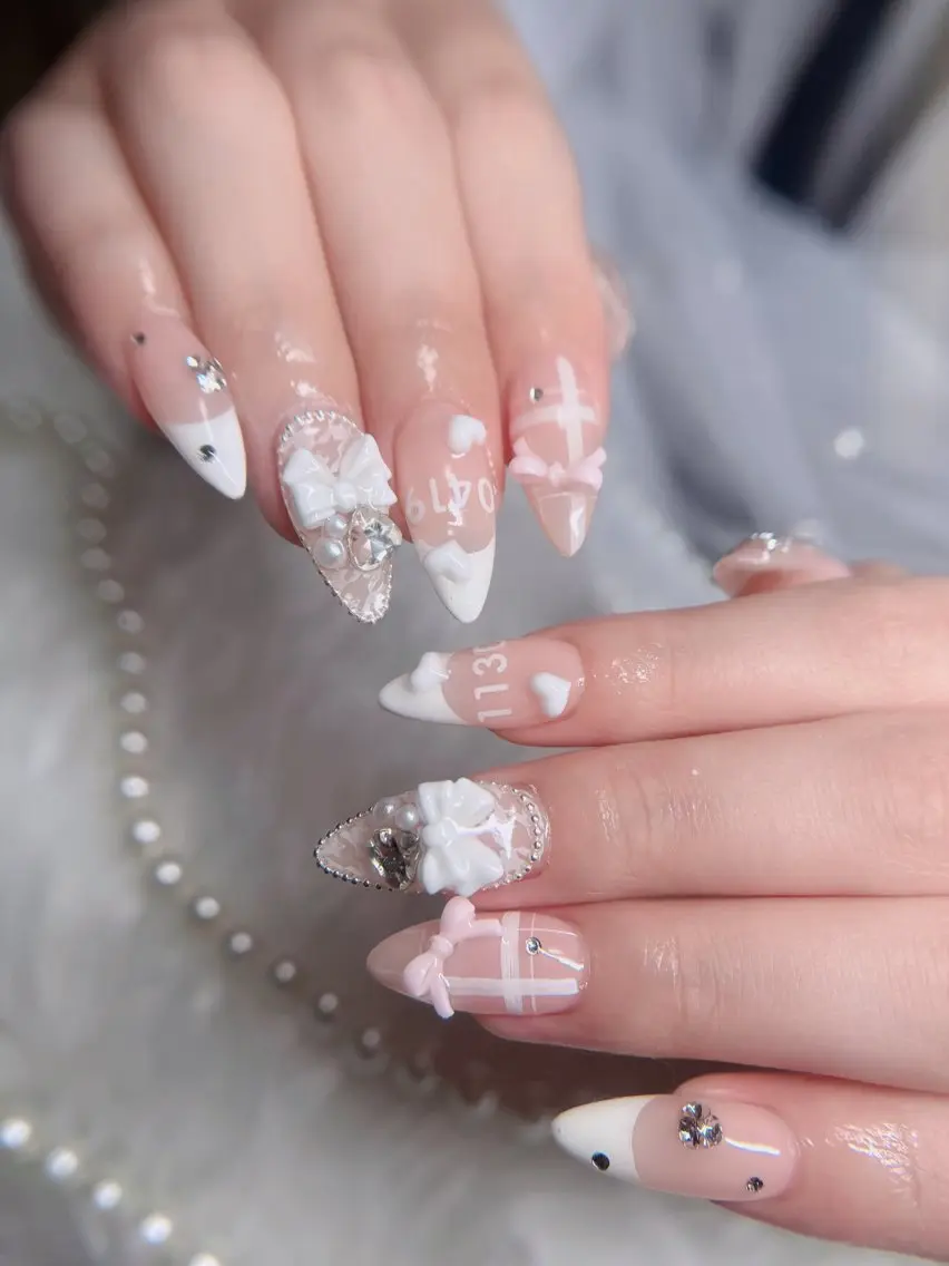 ネイル フレンチネイル ジェルネイル ハロウィン 韓国ネイル マグネットネイル ハンドネイル Hbaby nailのネイルデザイン