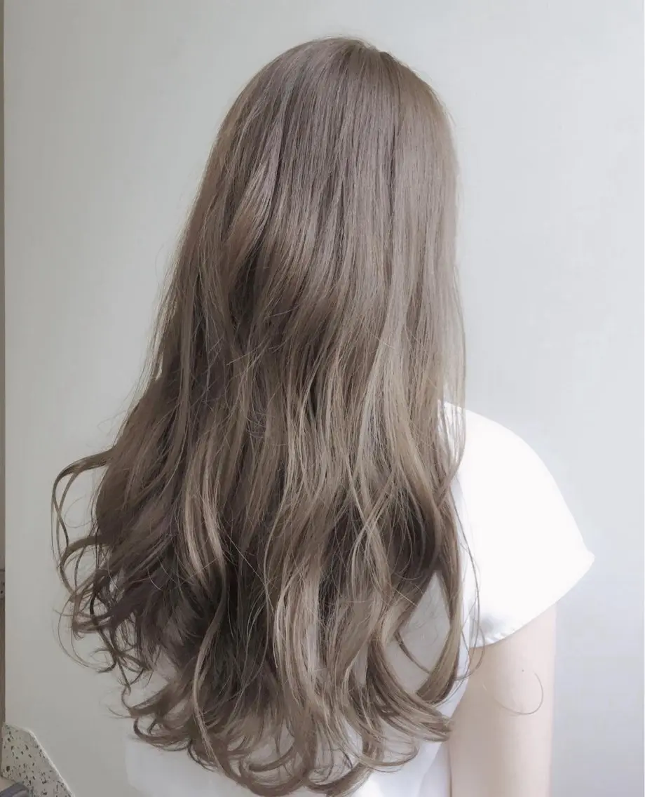 ロング カラー 透明感カラー グレージュ ハイライトカラー ハイライト カット ヘアカラー 銀座透け感大人カラー 🌴フルカワのヘアスタイル