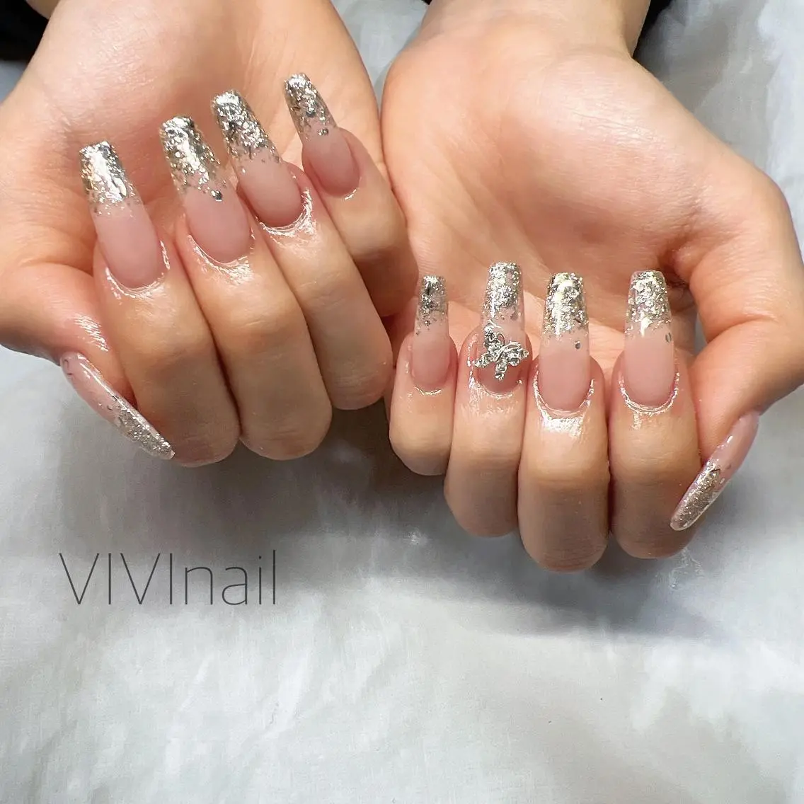 ネイル ラメ(グリッター) ラメグラデーション 冬ネイル ハンドネイル vivi nailのネイルデザイン