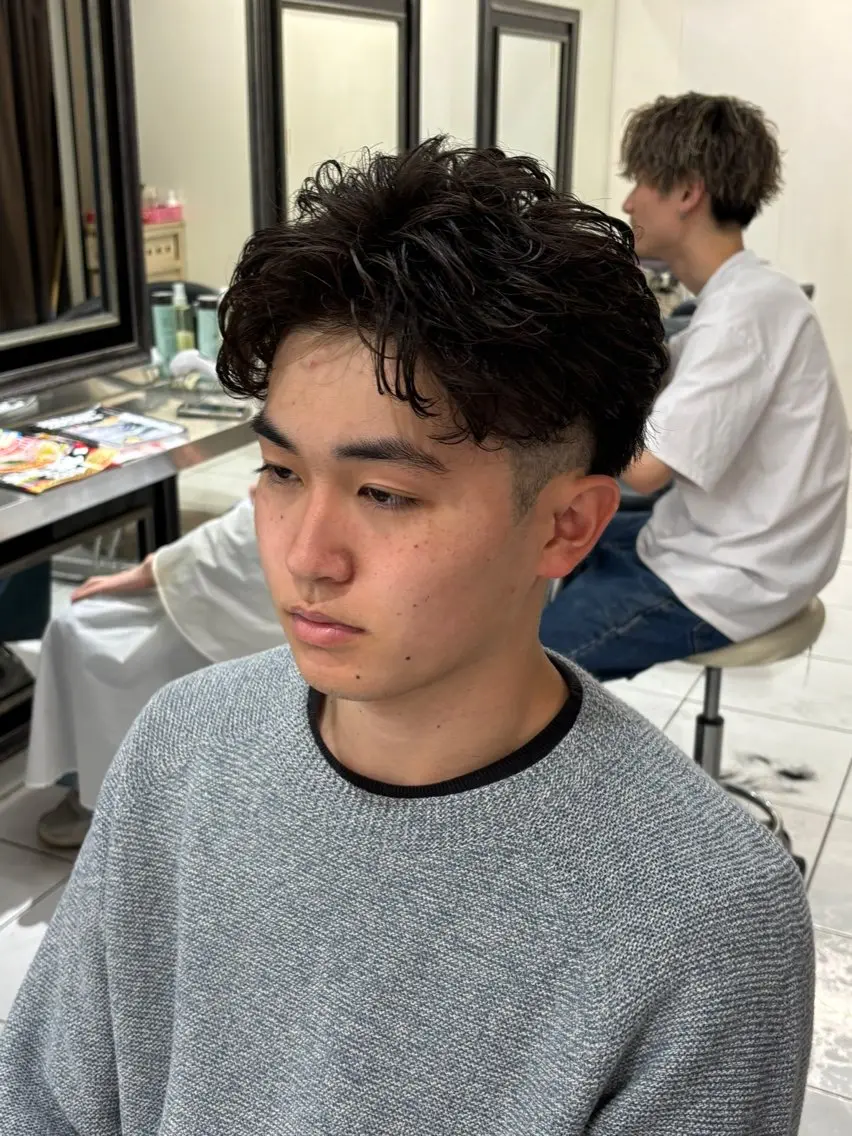ショート パーマ メンズ メンズパーマ カット パーマ 加川 隼人のヘアスタイル