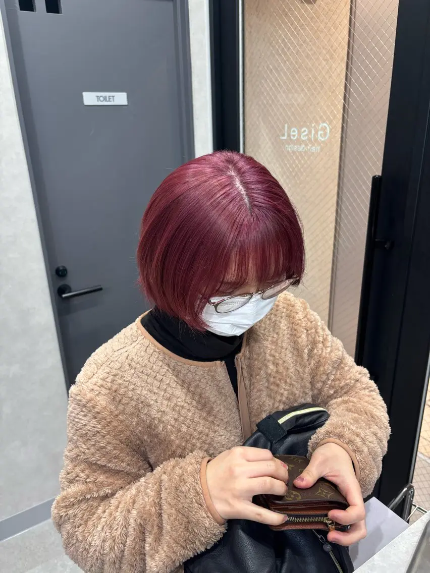 【U-25限定】 ブリーチリタッチ３cm以内 + オンカラー + TR 🎀♡の写真