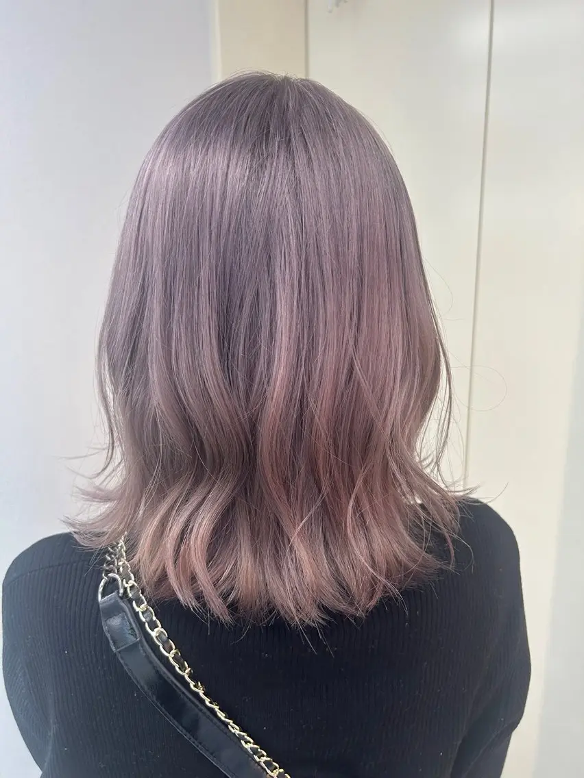 ミディアム カラー グラデーションカラー ラベンダーカラー ラベンダーピンク ピンクカラー ヘアカラー Gisel みらののヘアスタイル