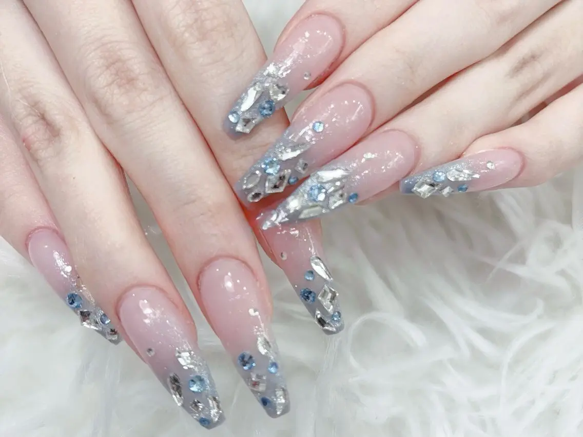 ハンドネイル k.bi nailsalonのネイルデザイン