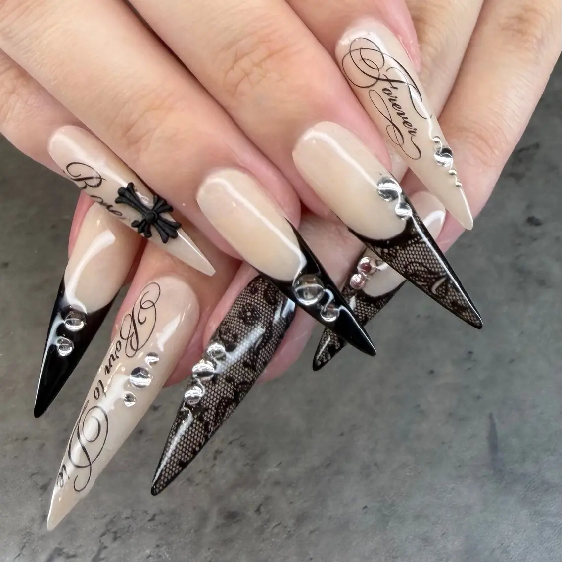 ロング riina nailのネイルデザイン