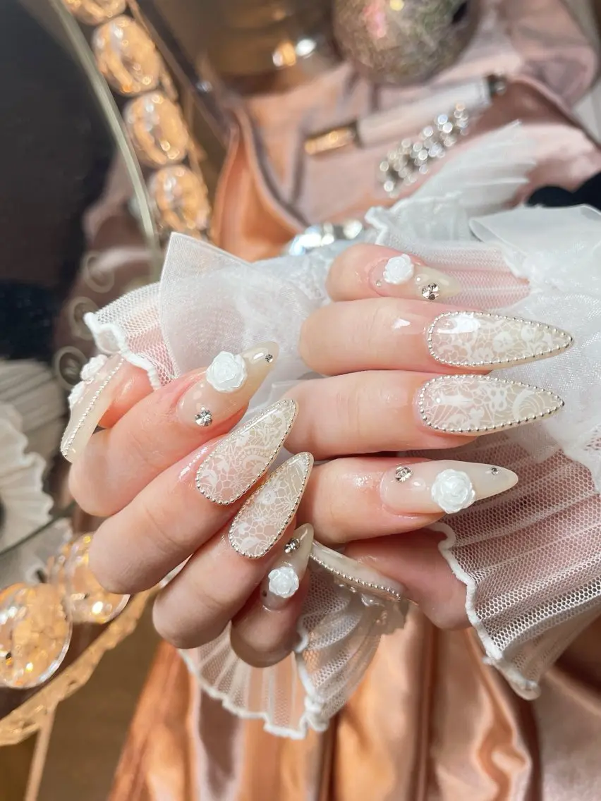 ネイル 24時まで❤︎韓国、 ワンホンネイルのネイルデザイン
