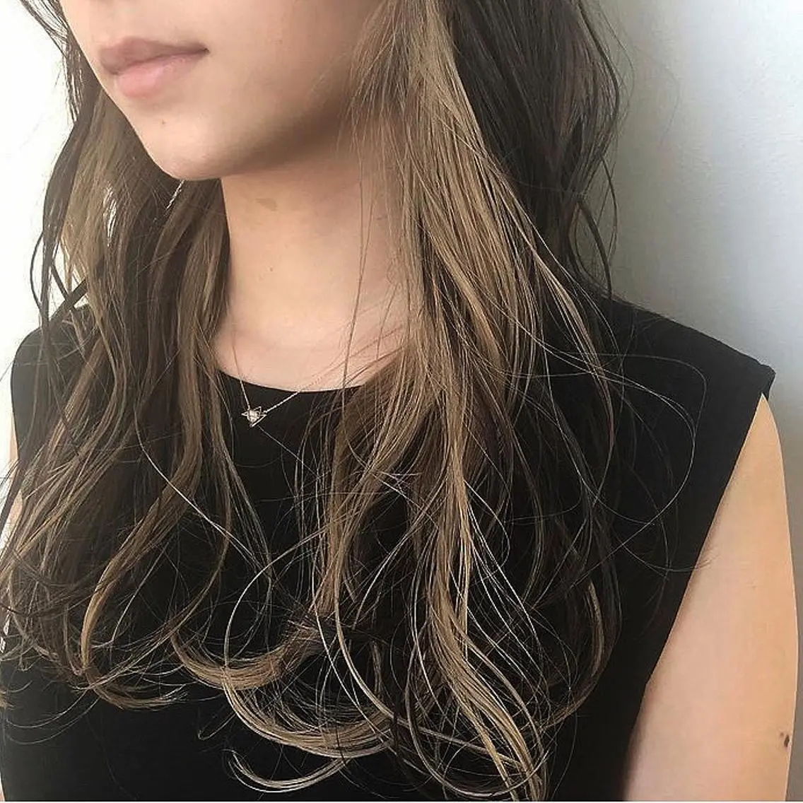 ロング カラー ベージュカラー インナーカラー ヌーディベージュ 髪質改善サロン 梅田/ヨナミネのヘアスタイル