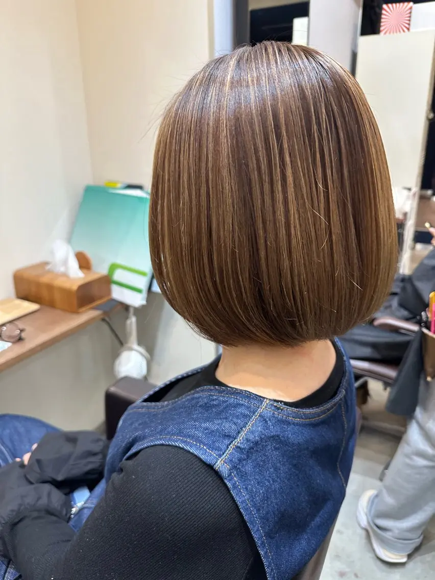 ショート カラー ベージュカラー ハイライトカラー ボブ ハイライト 小顔カット カット ヘアカラー トリートメント 平日オススメ✨ コスパ&タイパ✨山下のヘアスタイル
