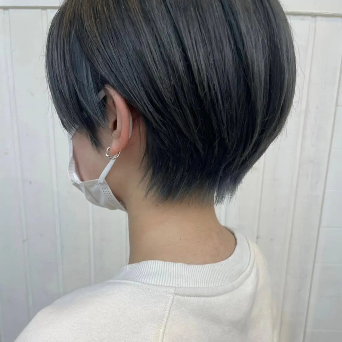 ショート アッシュ ミストバング パープルカラー ボブ くびれヘア カット ヘアカラー N° anfeel 渋谷🪞🫧のヘアスタイル
