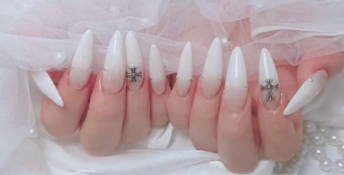 ネイル ハンドネイル queen nail 新宿店のネイルデザイン