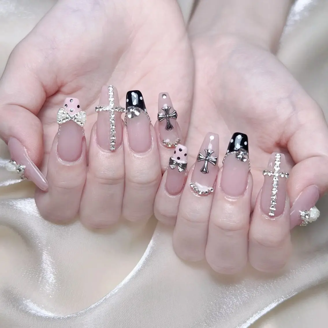 ネイル 持ち込み ハンドネイル NAILサロン 木にいるのネイルデザイン