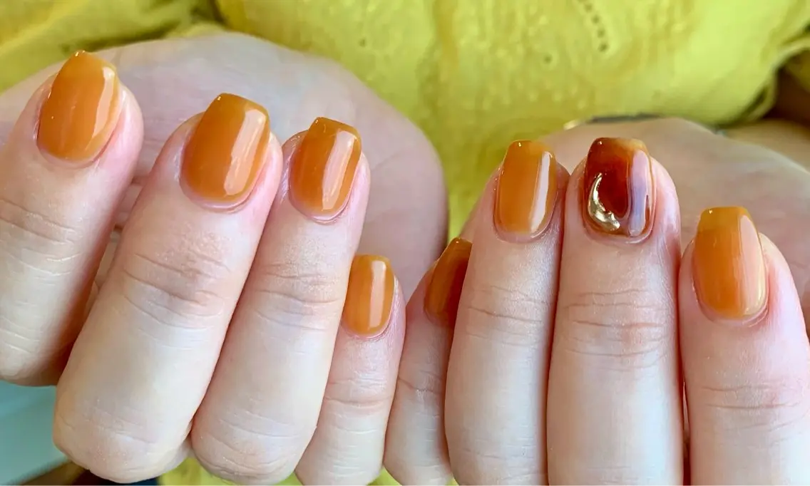ネイル フラッシュネイル マグネットネイル ニュアンスネイル オフィスネイル ショートネイル sufu. nail YUKIのネイルデザイン