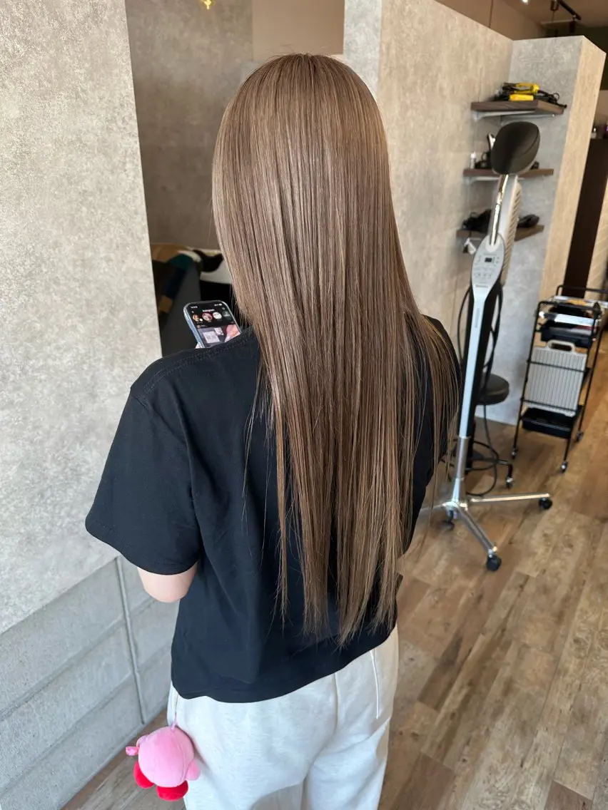 ロング カラー 糀元(後藤) 花純のヘアスタイル