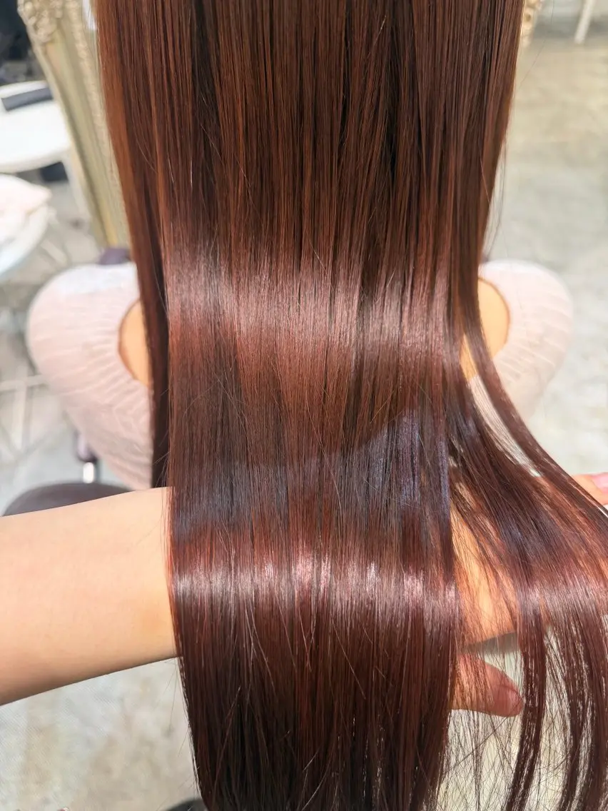 ロング ヘアカラー ユ ウカのヘアスタイル