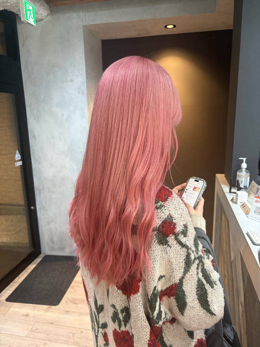 ロング カラー ヘアアレンジ ハイトーンカラー ピンクカラー カット ヘアカラー 似合わせ/顔周り 💛Mayuka🧡のヘアスタイル