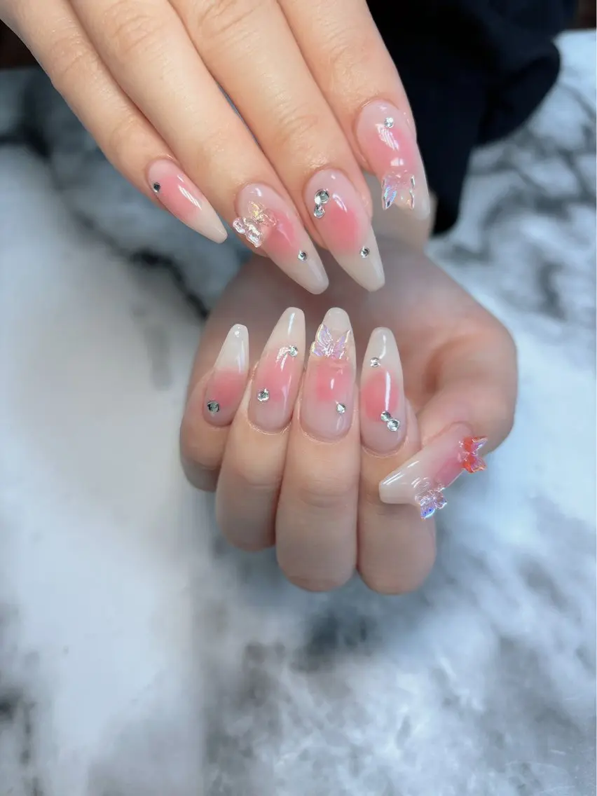 ネイル ロングネイル ハンドネイル Kayo 💅のネイルデザイン