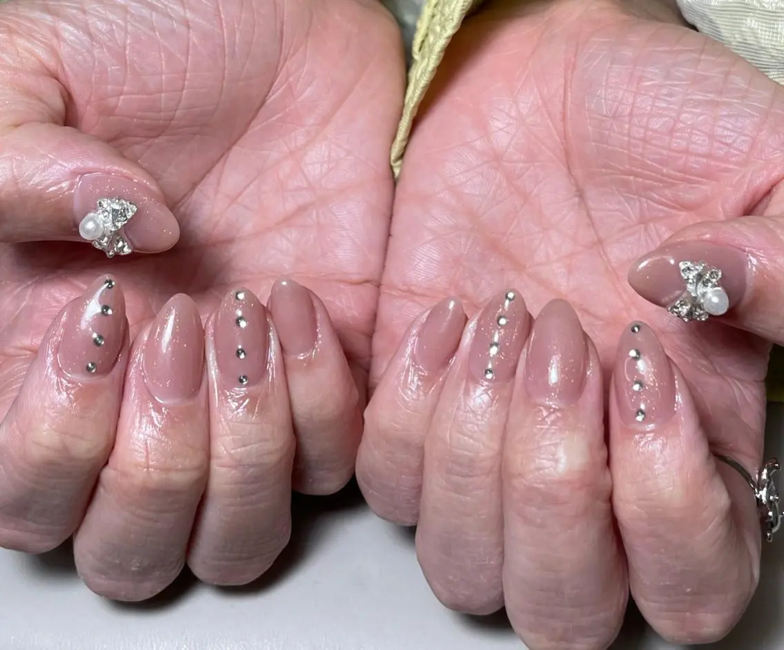 ネイル ハンドネイル ハンドケア 🍑 momo_nailのネイルデザイン