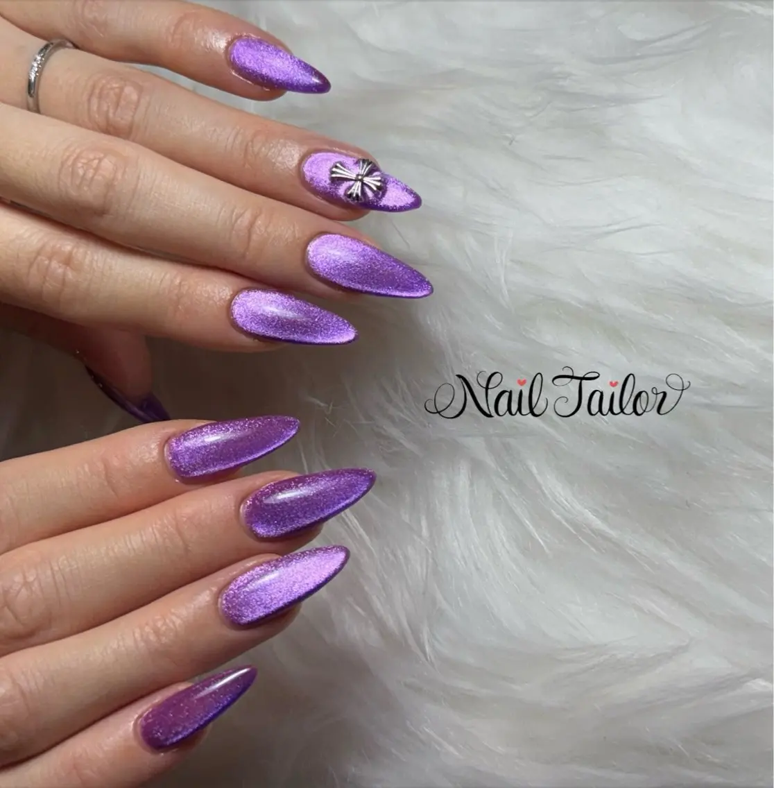 ネイル 長さ出し マグネットネイル ワンカラーネイル パープル スカルプネイル ハンドネイル NailTailor ネイルテイラーのネイルデザイン