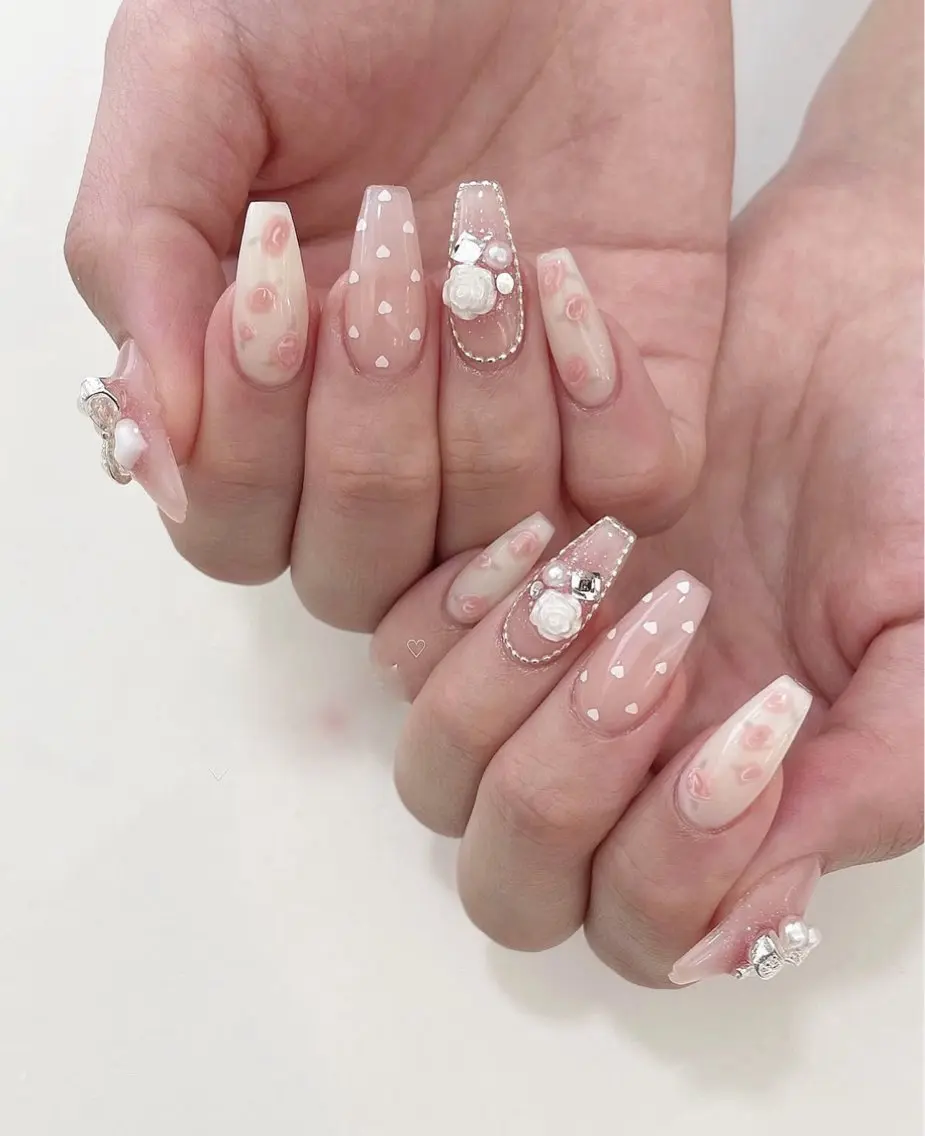ネイル アートネイル ボルドー フレンチネイル ジェルネイル 氷ネイル・うるうるネイル ハンドネイル Julie Nail Rinのネイルデザイン