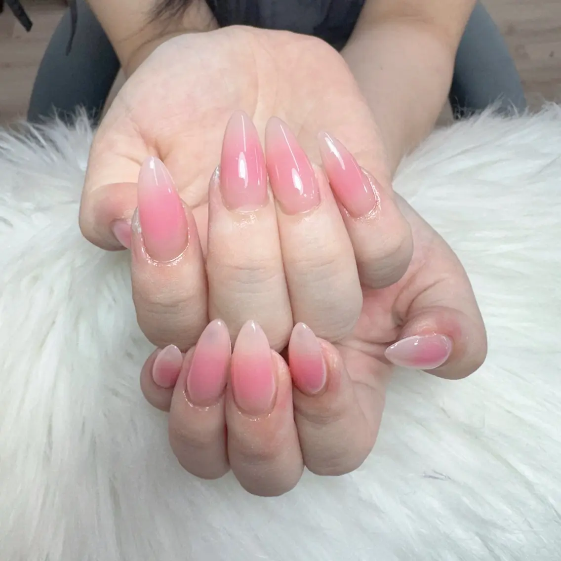 ネイル ハンドネイル 🎀nana🫧 ワンホンネイル🎀のネイルデザイン