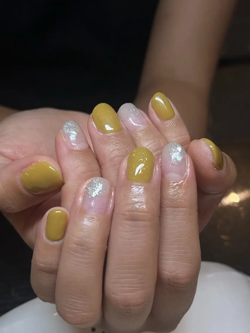 ネイル ニュアンスネイル 矢伏 萌菜のネイルデザイン