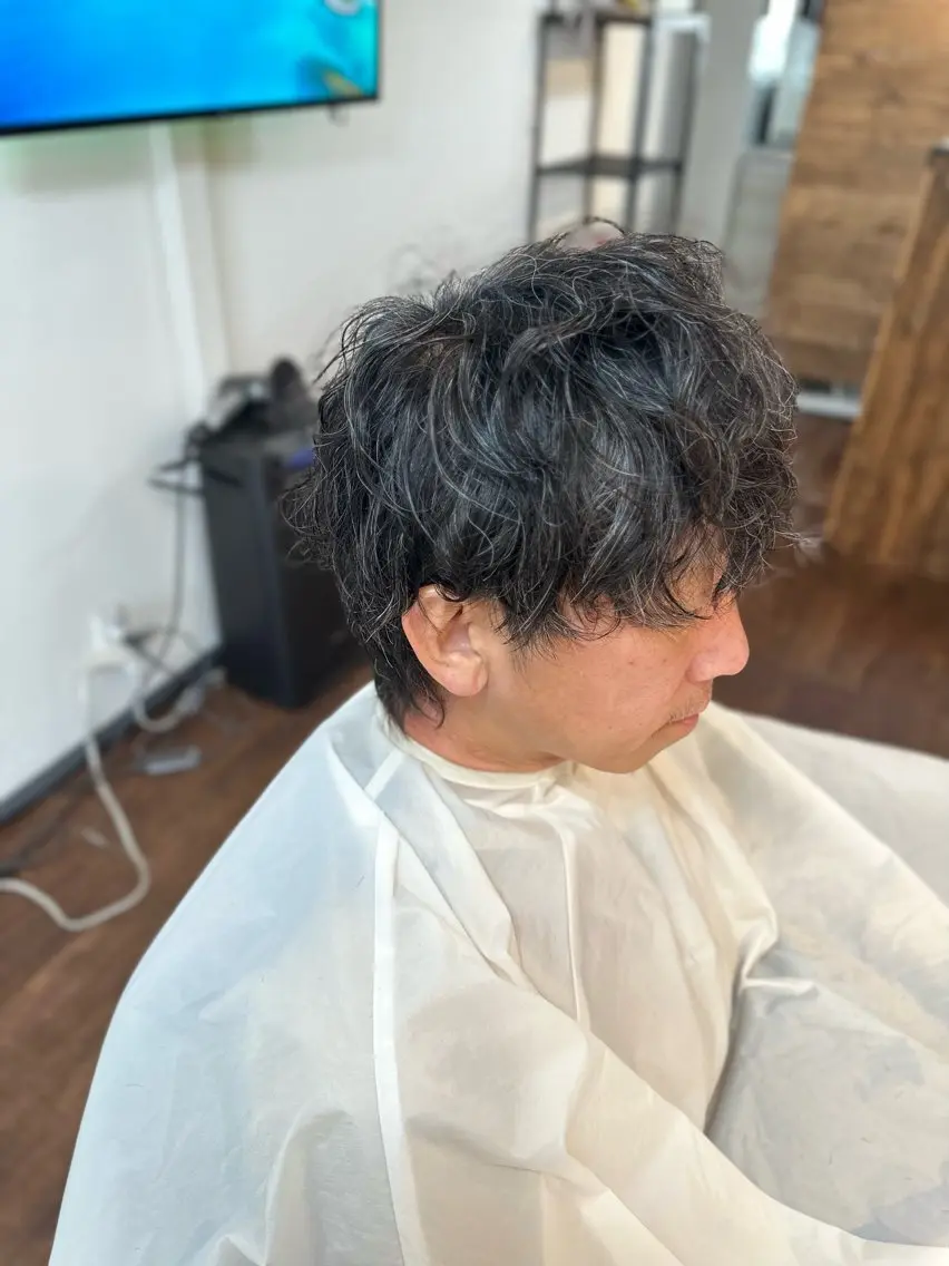 ミディアム メンズ マッシュウルフ マッシュ メンズウルフカット ウルフカット カット Luzir⭐︎ GEN⭐︎のヘアスタイル