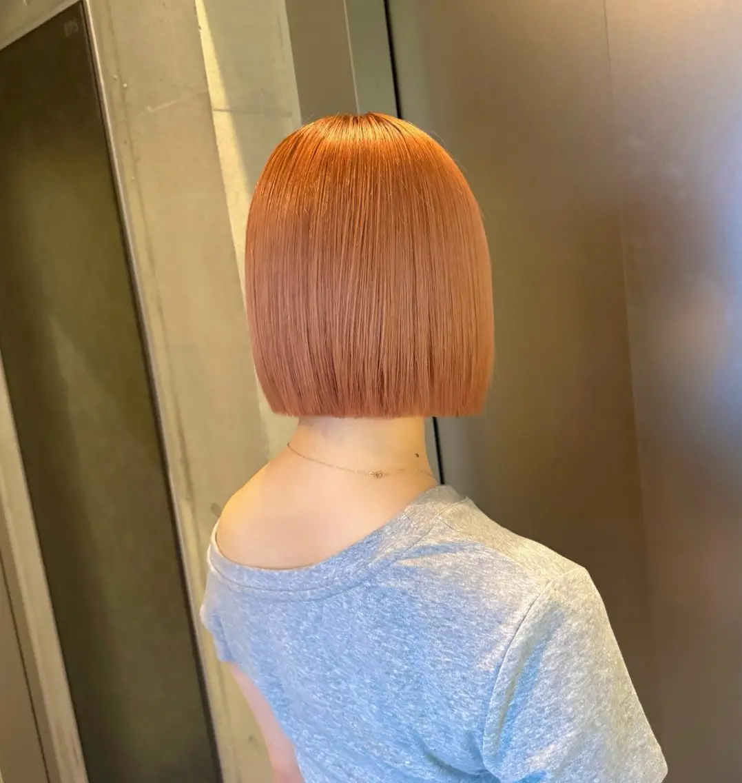 ショート カラー オレンジ ボブ レイヤーカット カット ヘアカラー トリートメント ヘッドスパ 柔め透明感血色カラー 暖色/レイヤー/ゆいのヘアスタイル