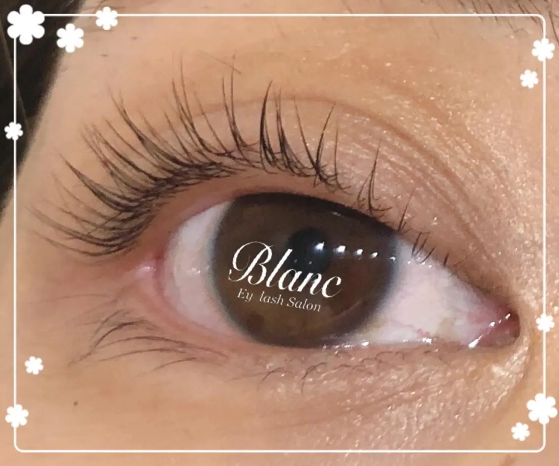 マツエク・マツパ パリジェンヌラッシュリフト Blanc 石川の眉毛・アイブロウイメージ
