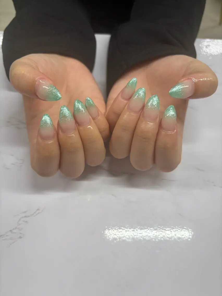 ネイル ハンドネイル REY Sayakaのネイルデザイン