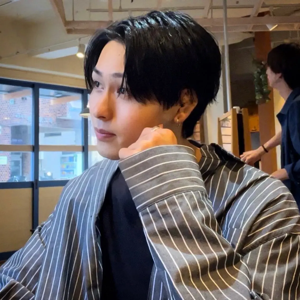 ショート パーマ メンズ センターパート メンズ韓国風 メンズパーマ ハンサムショート 韓国風ヘア masahiro 波巻きシャドウパーマのヘアスタイル