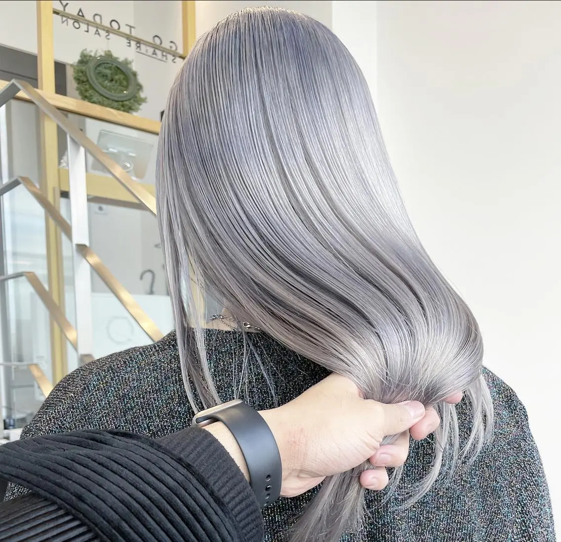 カラー ミディアム カット ヘアカラー ケアブリーチ/ レイヤー/vardyのヘアスタイル